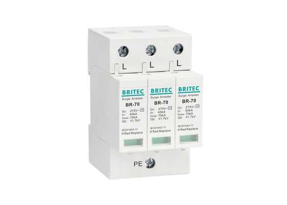 Three Phase Type 2 Surge Arrester 40kA - 70kA 3P Fire Retardant Stable Performance